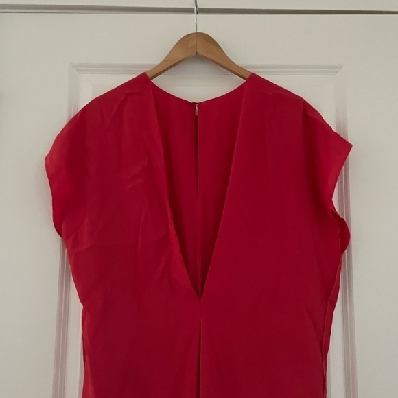 Lewit Center Pleat Cap-Sleeve Georgette Silk Shift Dress - Picture 6 of 8